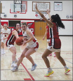 Walde scores buzzer beater to push Greenwood over Abbotsford