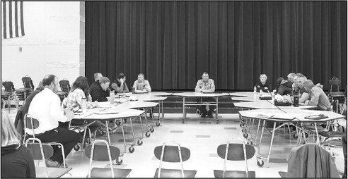 Greenwood, Loyal school boards discuss future collaboration efforts; revisit consolidation topic