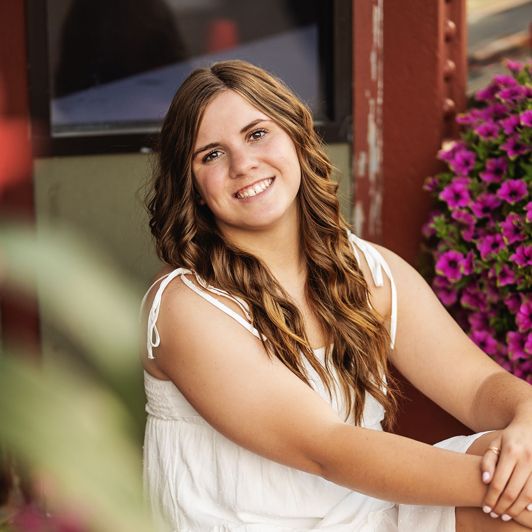 Foldy receives DAR  Good Citizen Award