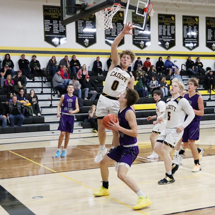 Hornets put the sting on visiting Chieftains Hornets put the sting on visiting Chieftains