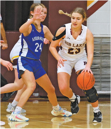 Last-second block by Dons denies  Pirates; Gilman beats Rockets