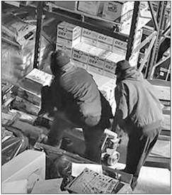 Burglars steal tools, cash in NAPA break-in Burglars steal tools, cash in NAPA break-in