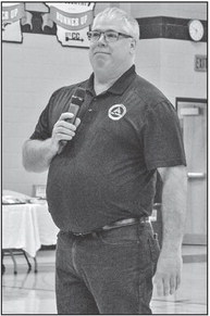 Speaker addresses mental health