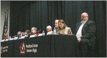 Legislators, school officials gather for forum in Medford
