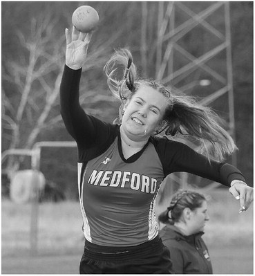 High placements for Raiders, Pirates at the Medford Invite High placements for Raiders, Pirates at the Medford Invite