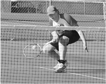 Tennis team downs Red Robins 5-2 for season’s first victory