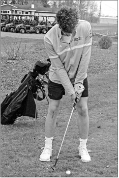 Colby golfers dig into heart of regular season courses Colby golfers dig into heart of regular season courses