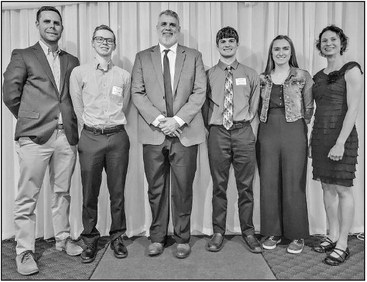Marathon grad speaks at honors banquet Marathon grad speaks at honors banquet