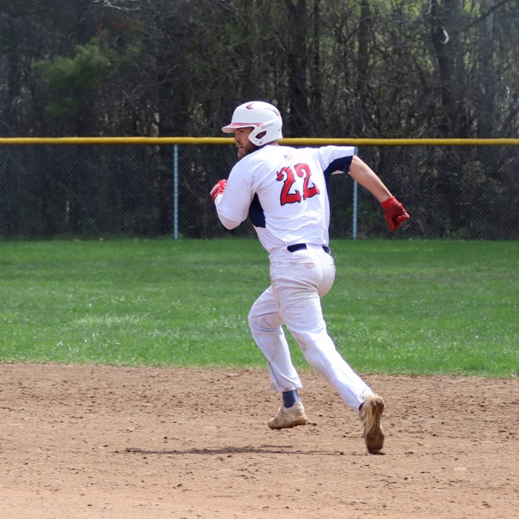 Sox burst hopes of  a Woodticks victory