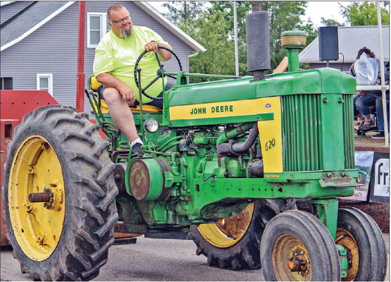 Hamburg Fire & EMS tractor pull