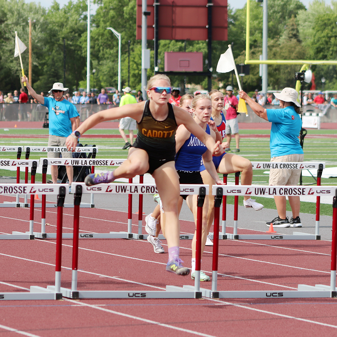 Sonnentag earns repeat title at State with the 400