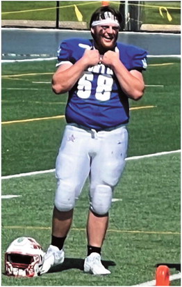 Two take final high school snaps in Oshkosh
