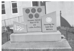 Honor memory of Gold Star mothers