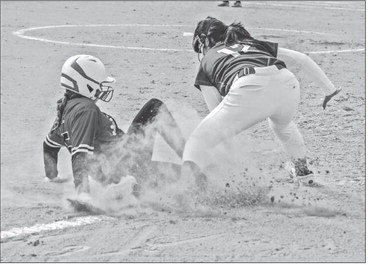 Colby/Abby bows out of playoffs in New London Colby/Abby bows out of playoffs in New London