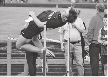 Gilman girls rise to 3rd place; jumps, hurdles are big for boys