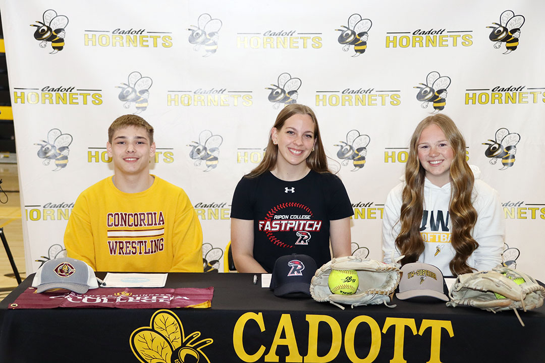 Dreams come true for trio of athletes, who go with D3