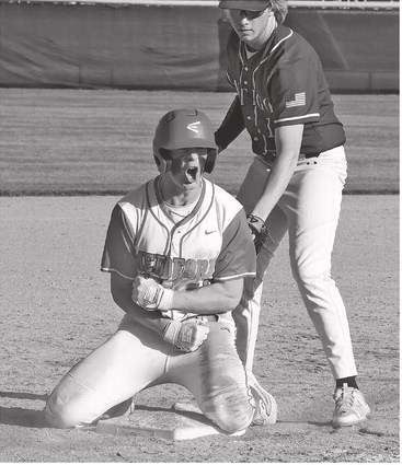 Strebig’s pitching, key hits carry Medford in regional opener Strebig’s pitching, key hits carry Medford in regional opener