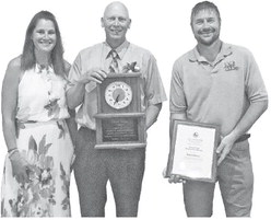 Retiring teachers, staff celebrated at Medford School District event