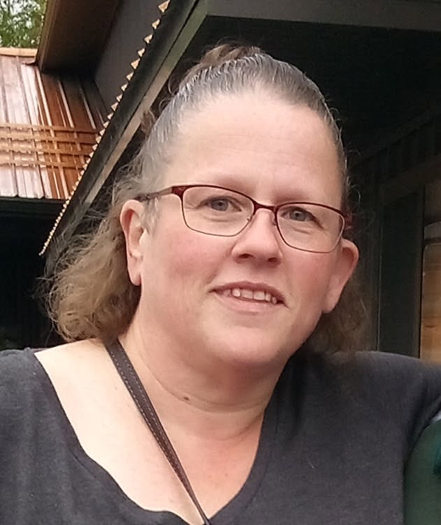 Karrie Lynn Becker