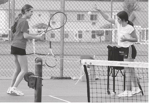 It’s not a rebuild, it’s a reload for girls tennis team