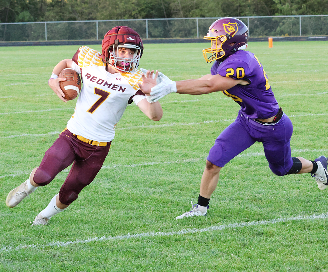 Big plays, shutdown defense carry Gilman to blowout first win