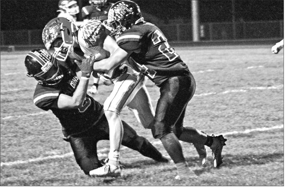 Falcons crush Pacelli, Knapmiller earns 100th win
