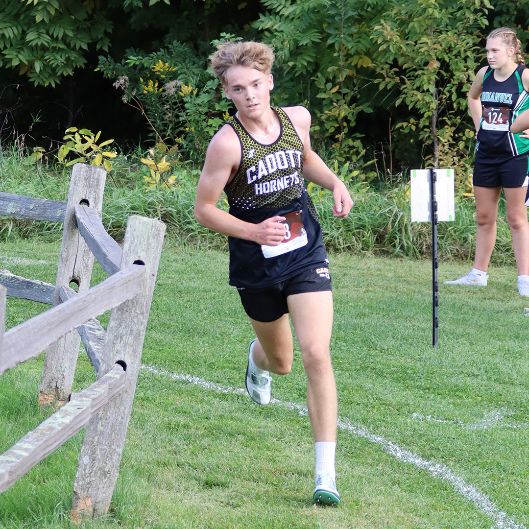 Cadott runs into first place