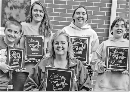 Rozellville Horseshoe Pitching Club earns three state championships