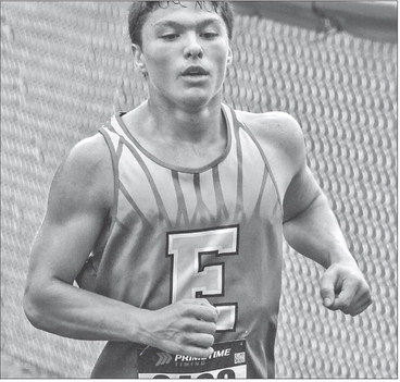 Edgar’s Koch wins home invitational race