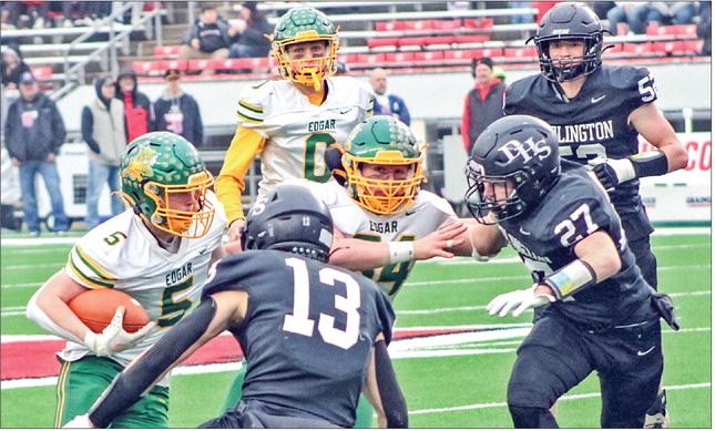 Edgar’s football team battled hard but came up short