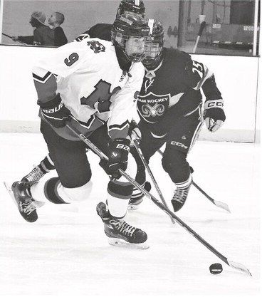 Comets get the breaks in GNC opener; Raiders get a 2-1 first win