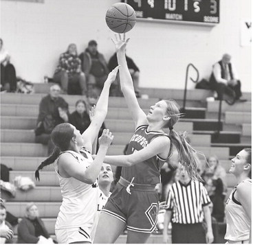 Medford puts end to Lakeland hex with dominant effort Friday Medford puts end to Lakeland hex with dominant effort Friday