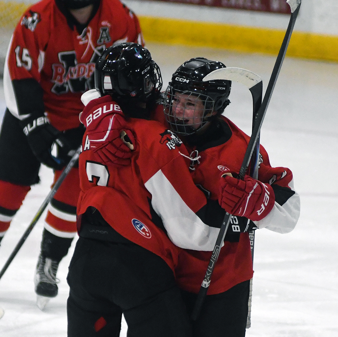 Good start at Pines, but Raiders run out of gas in third period