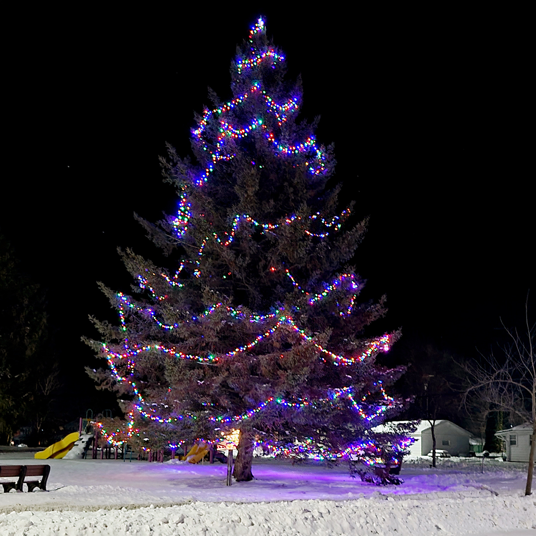 Other towns draw people in at Christmas, why not us?