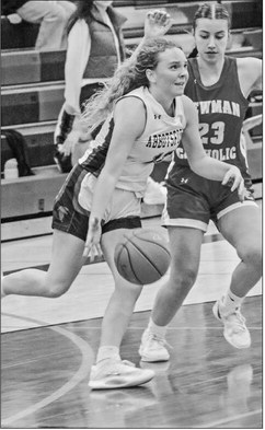 Falcons defeat Loggers, Cardinals at home