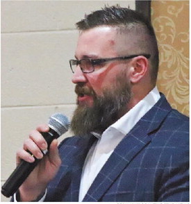 Community stars shine bright at Chamber banquet Community stars shine bright at Chamber banquet