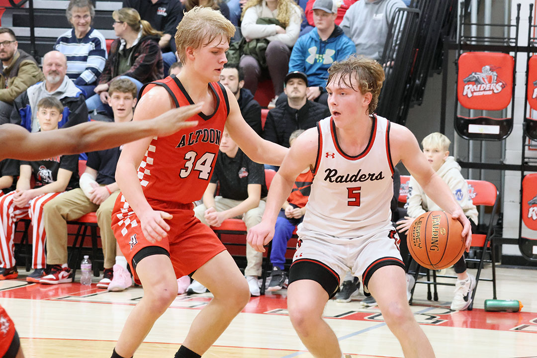 Raiders drop two high-scoring battles