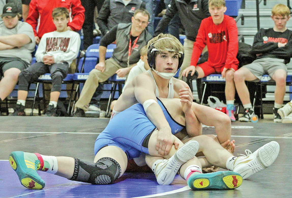 Raiders fall short to Eagles