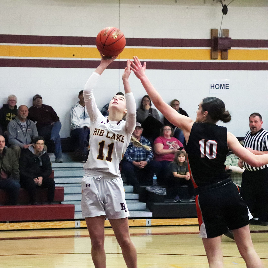 Redmen finish sweeps of two North rivals