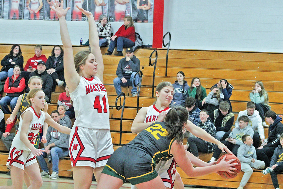 Marathon wins 10th straight game