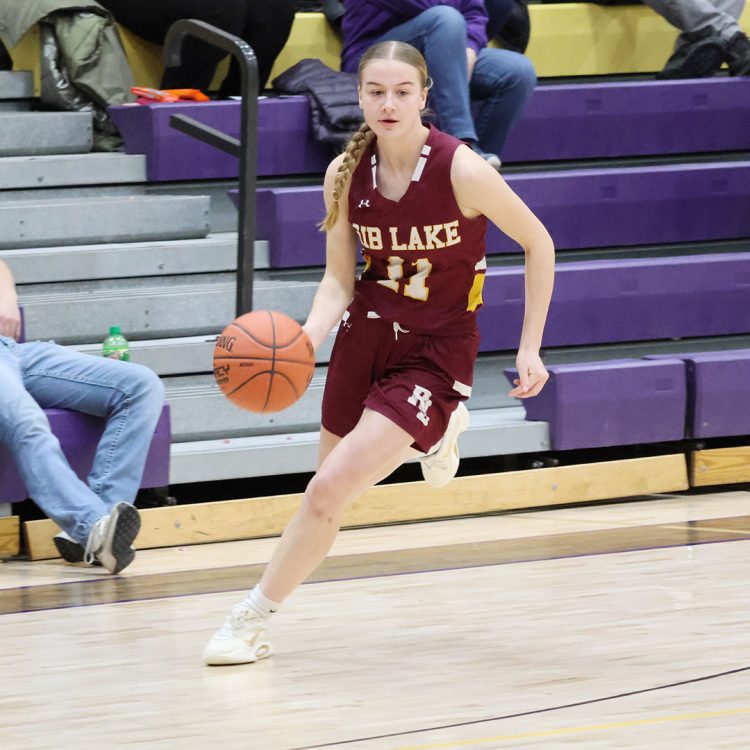 Redmen handle turnover-prone Tomahawk and Chequamegon