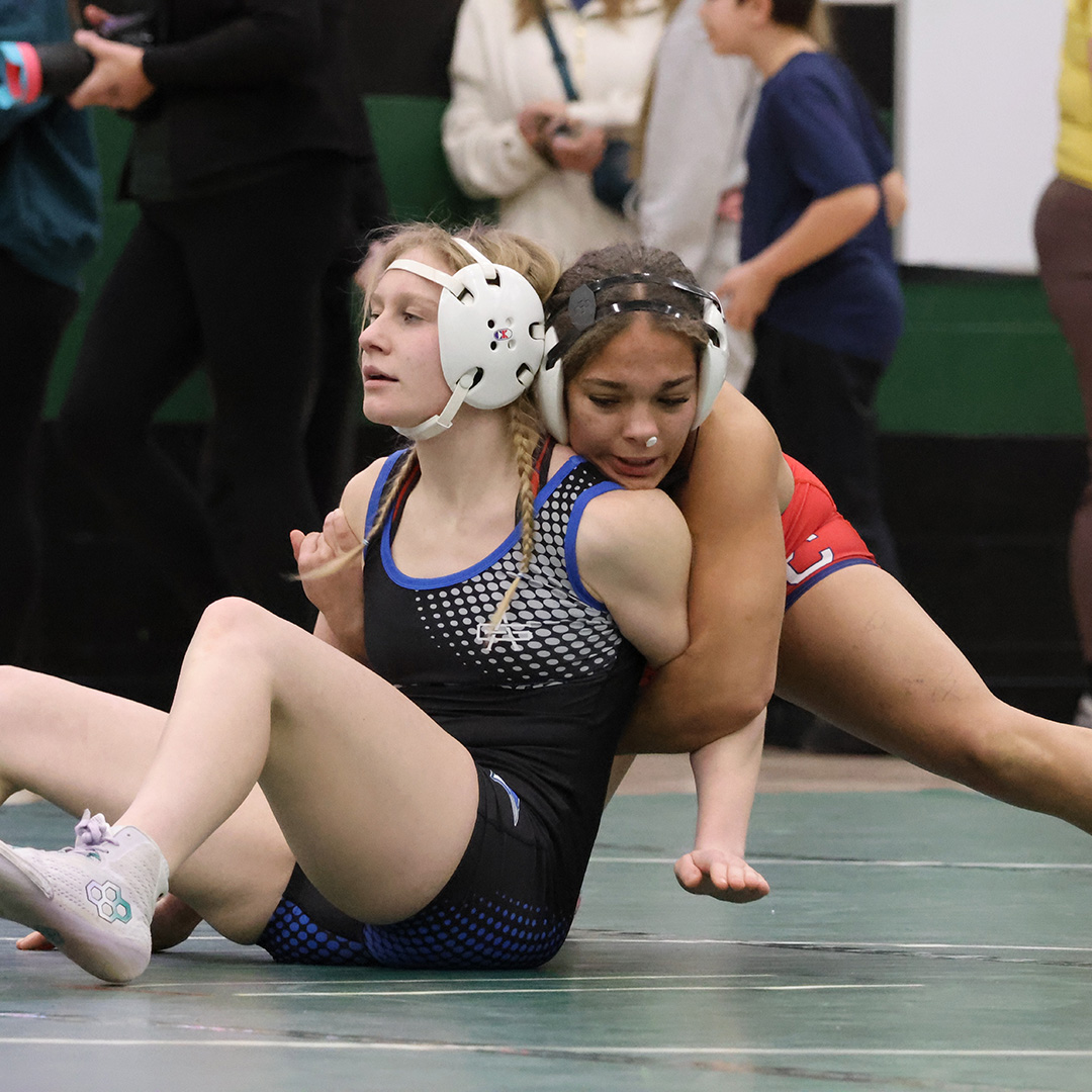 Two SCG girls headed to state wrestling