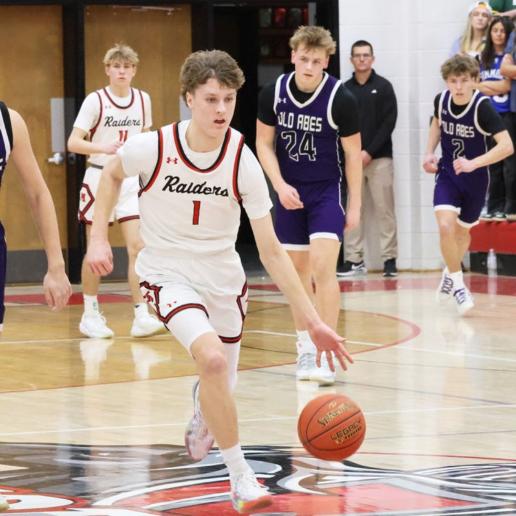 Raiders get key win over Pines, doomed by slow start on Monday