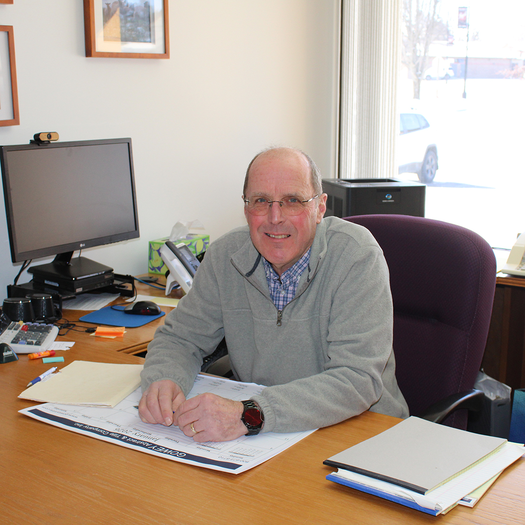 Szymanski retires from Citizens State Bank after more than 36 years of service