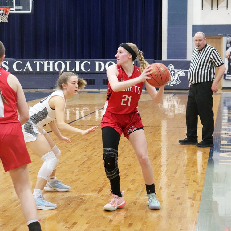 Spencer girls can’t keep pace with Marshfield Columbus Catholic