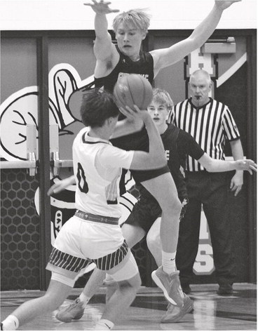 Dons close down the gym with win; Redmen take down Colby