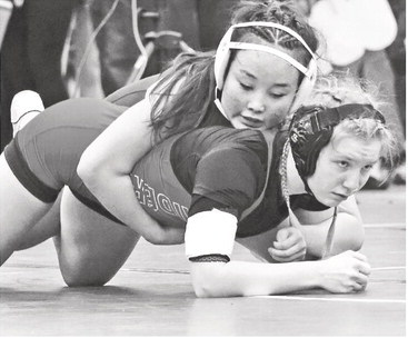 Raiders battered by Hurricanes, ending their girls hockey season