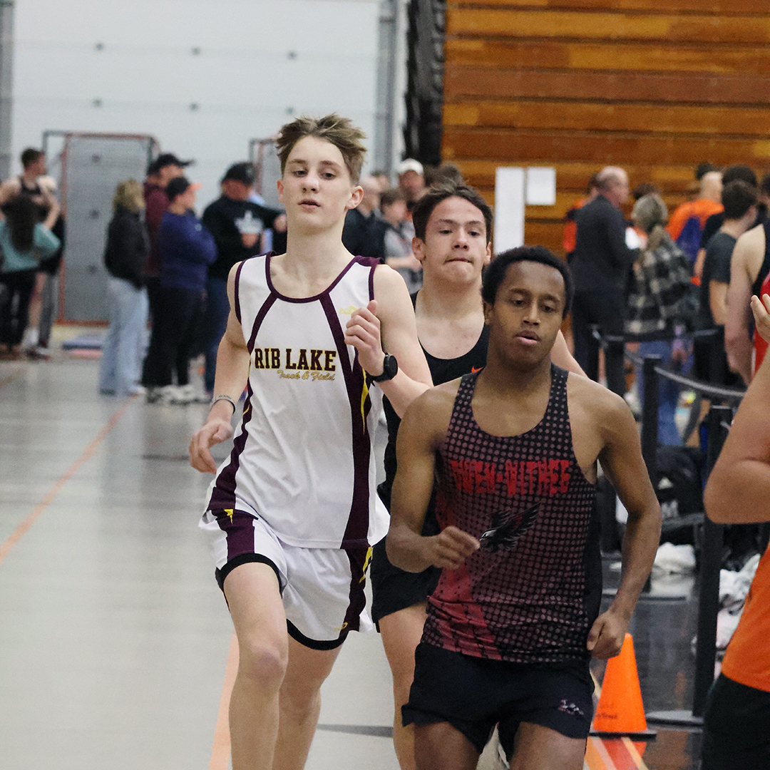 Distance crew should be strong for Redmen; girls add depth