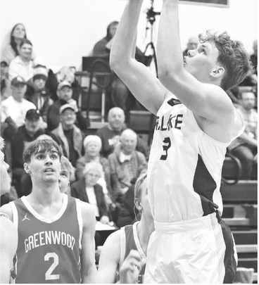 Redmen cruise in opener, Henderson hits 1,000 milestone