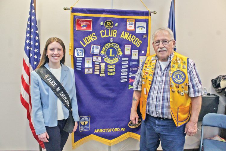 Alice in Dairyland visits Abby for ‘Celebrate Wisconsin’ event
